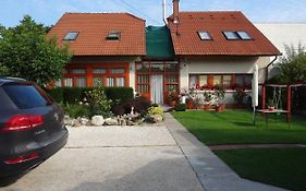 Bai Panzió